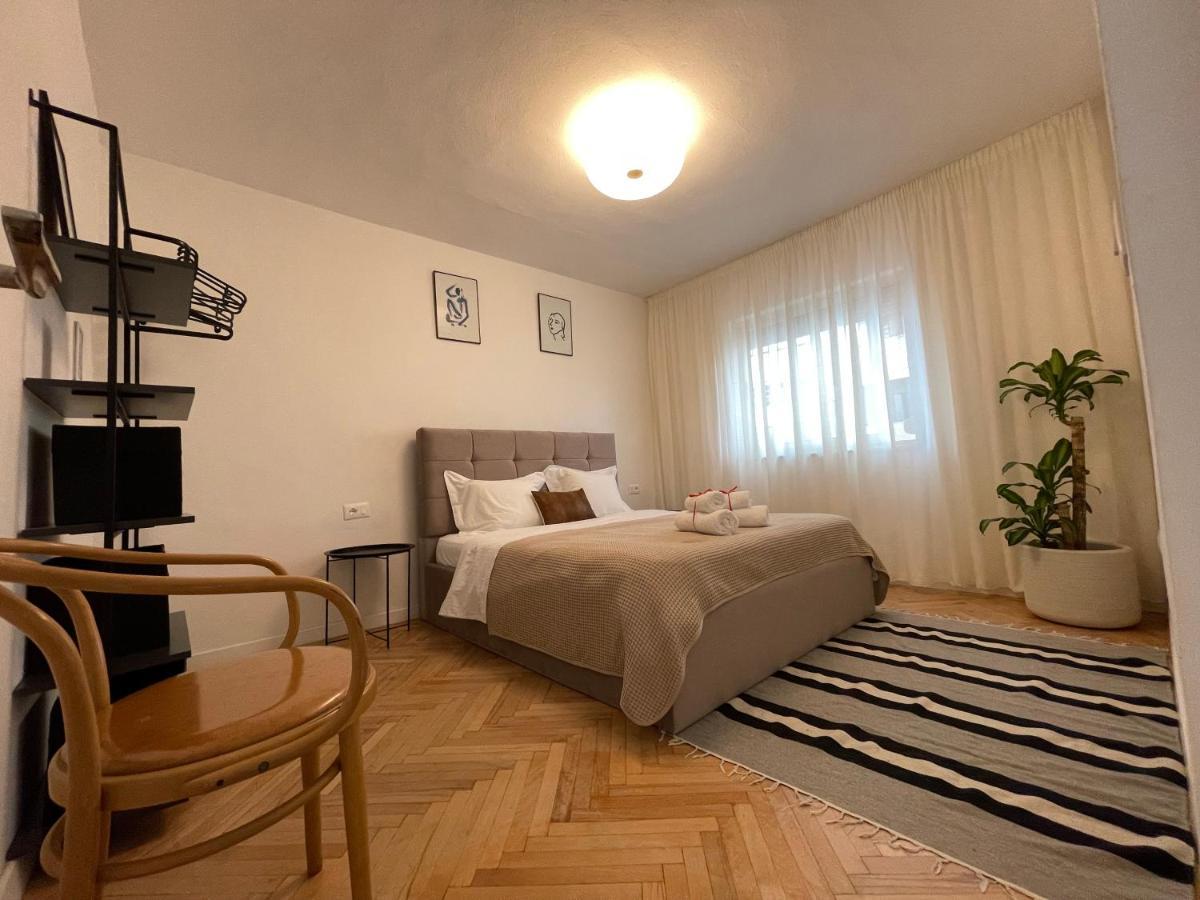 Myslym Shyri'S Apartments Тирана Екстериор снимка