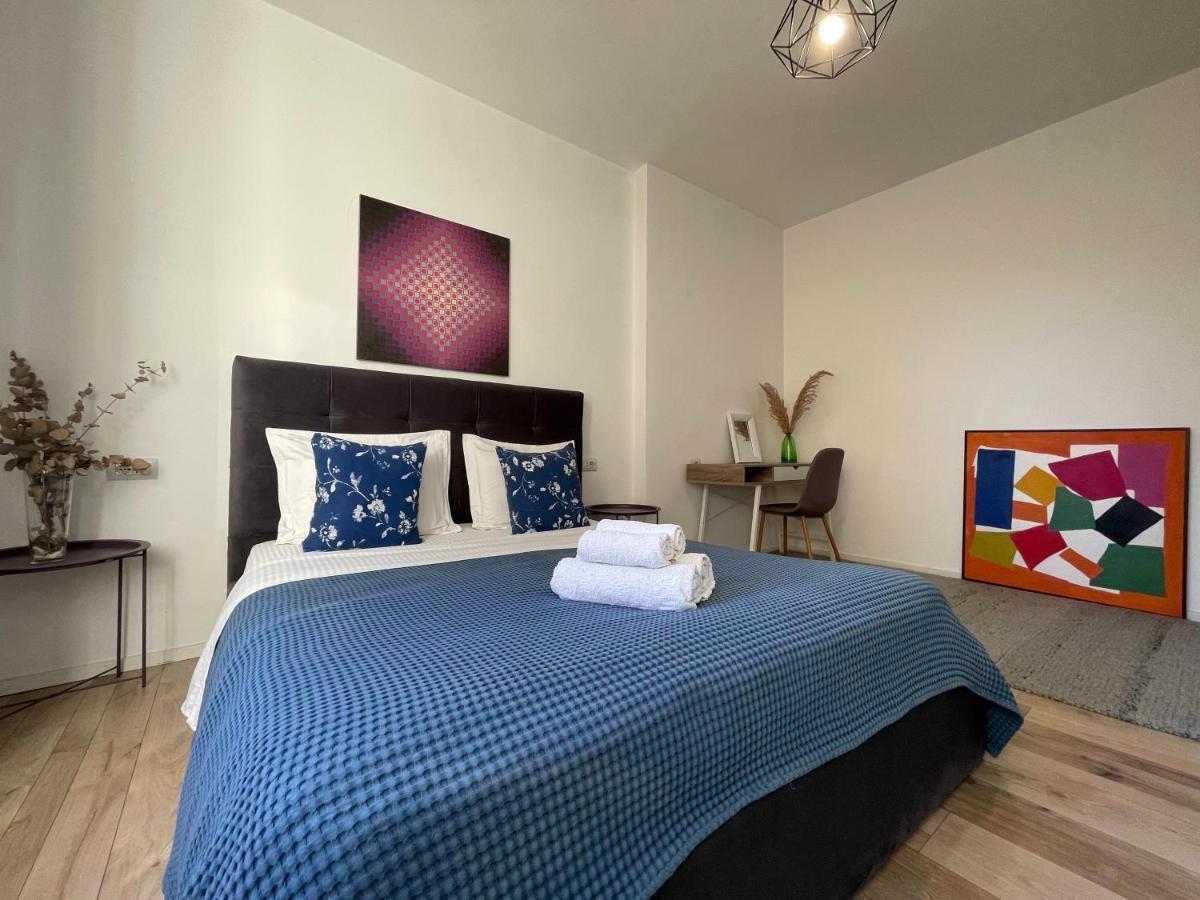 Myslym Shyri'S Apartments Тирана Екстериор снимка