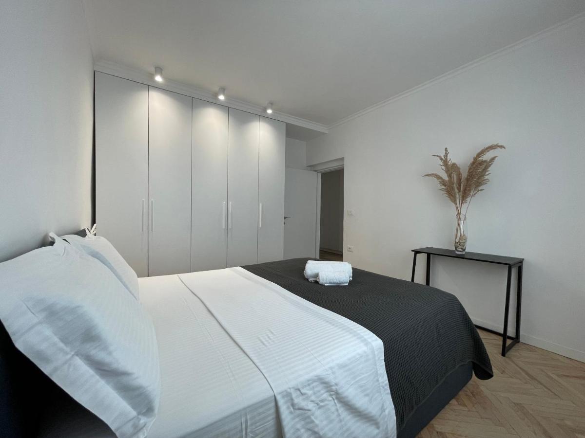 Myslym Shyri'S Apartments Тирана Екстериор снимка