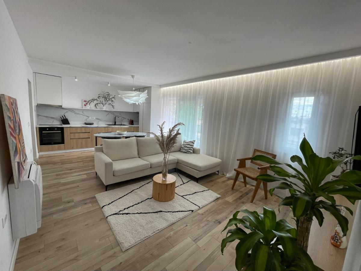 Myslym Shyri'S Apartments Тирана Екстериор снимка