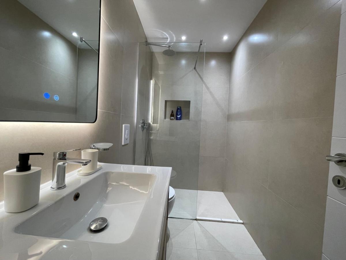 Myslym Shyri'S Apartments Тирана Екстериор снимка